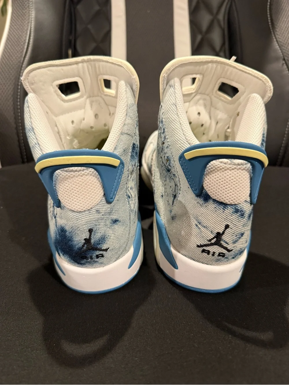Size 8W / 6.5Y - Jordan 6 Retro “Washed Denim” 2022 GS
